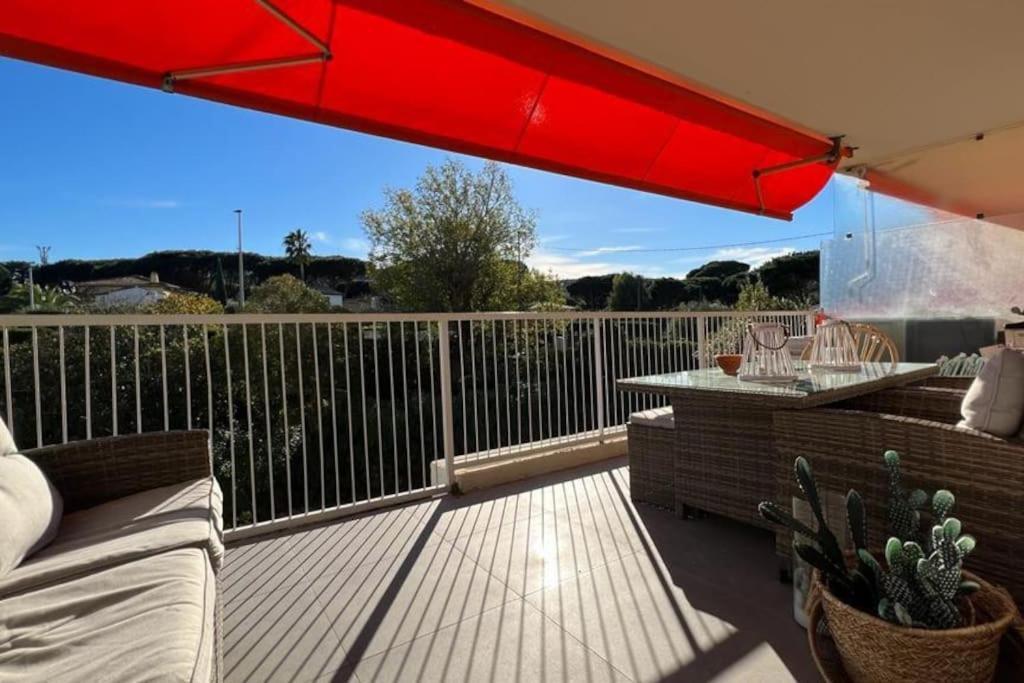 Appt St Tropez ,Magnifique T2, Piscine ,Terrasse, Emplacement Ideal ,Front De Mer, Saint-Tropez Esterno foto